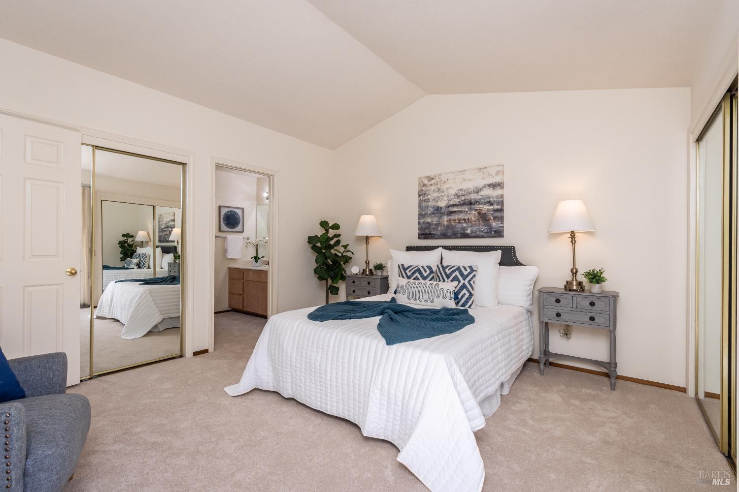 80 Fountain Grove Circle