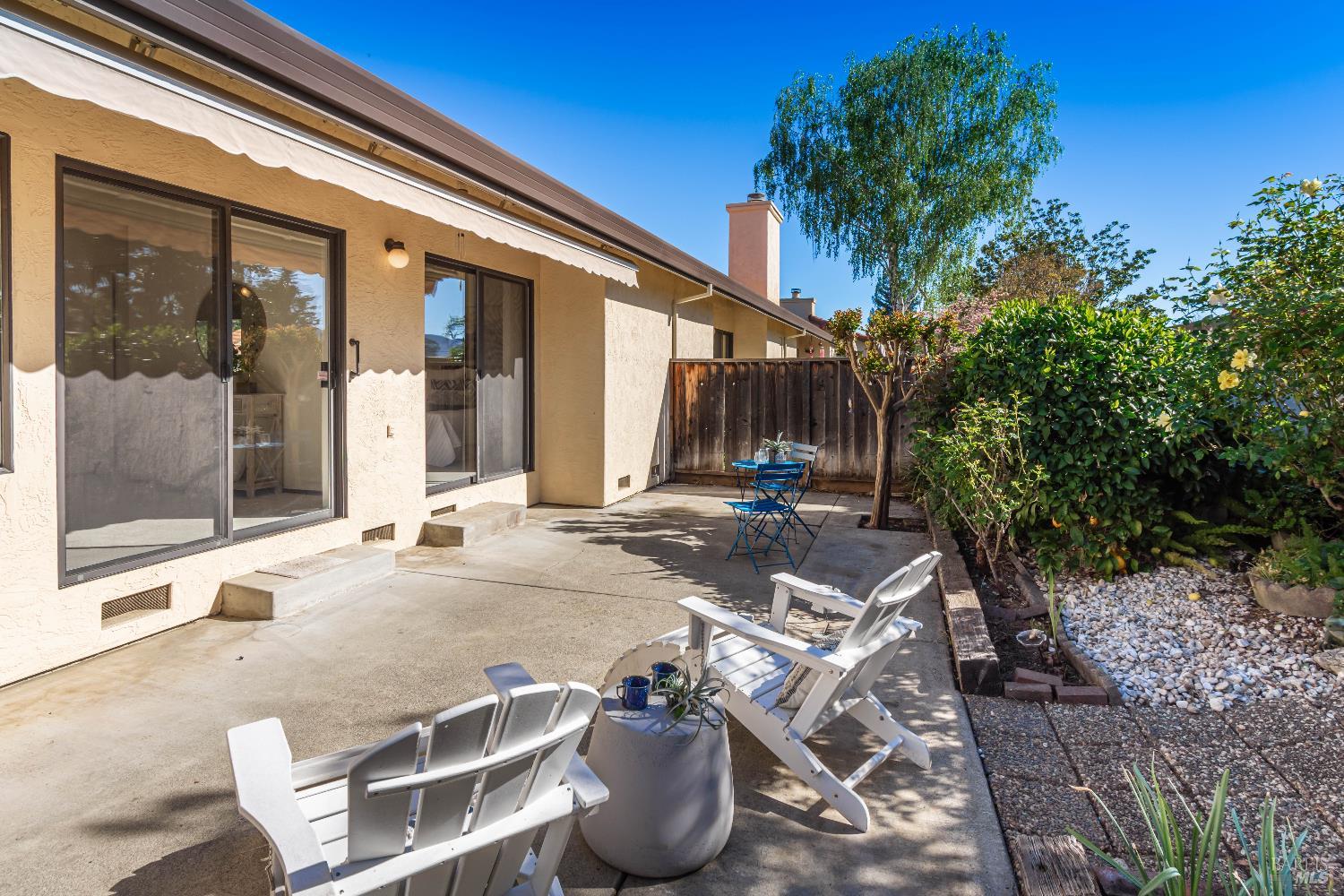 80 Fountain Grove Circle