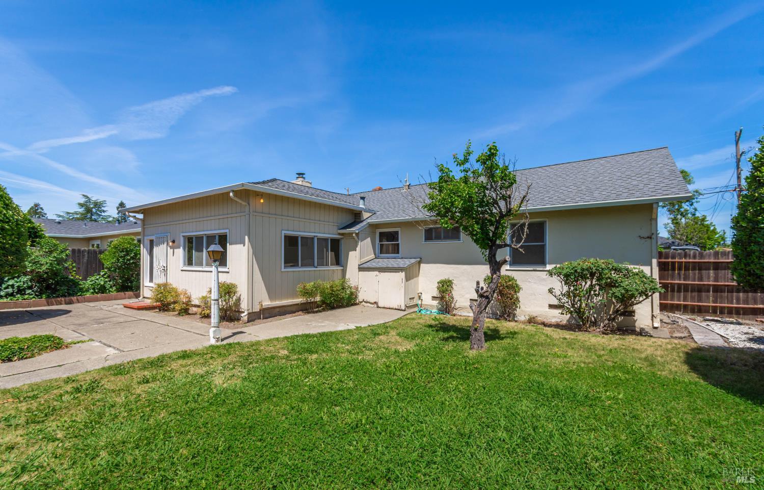 2047 Kathleen Drive