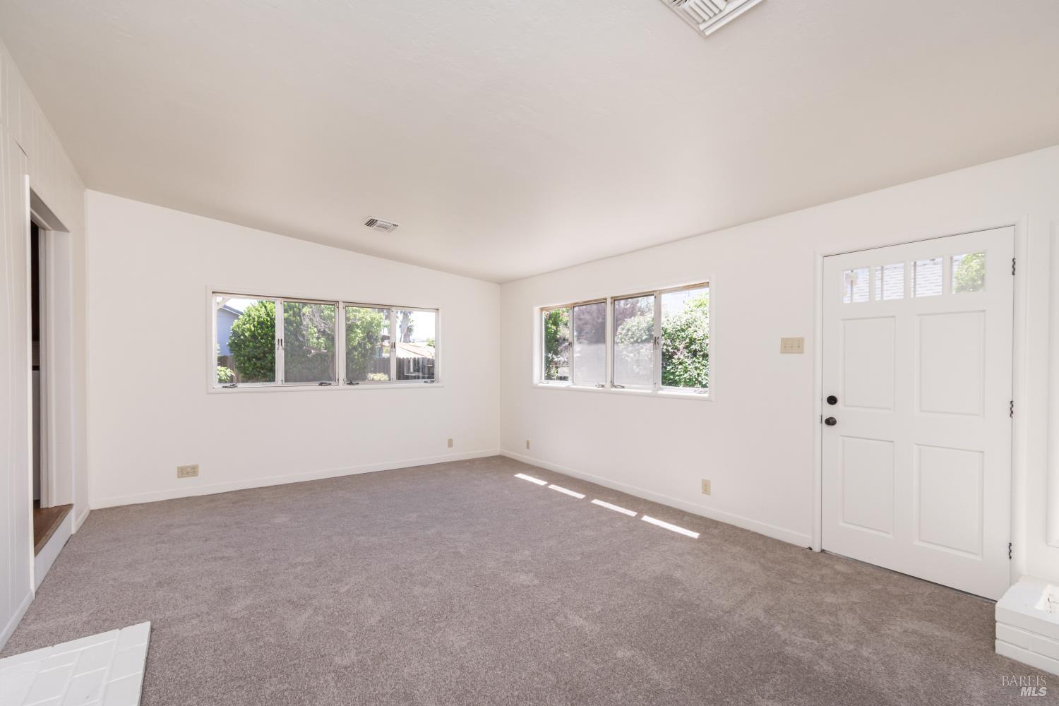 2047 Kathleen Drive