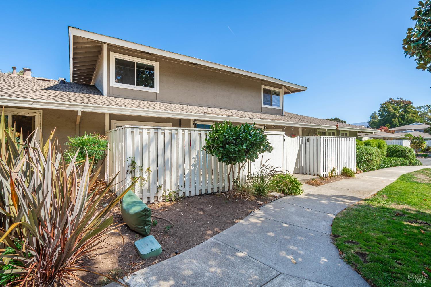 25 Belvedere Court