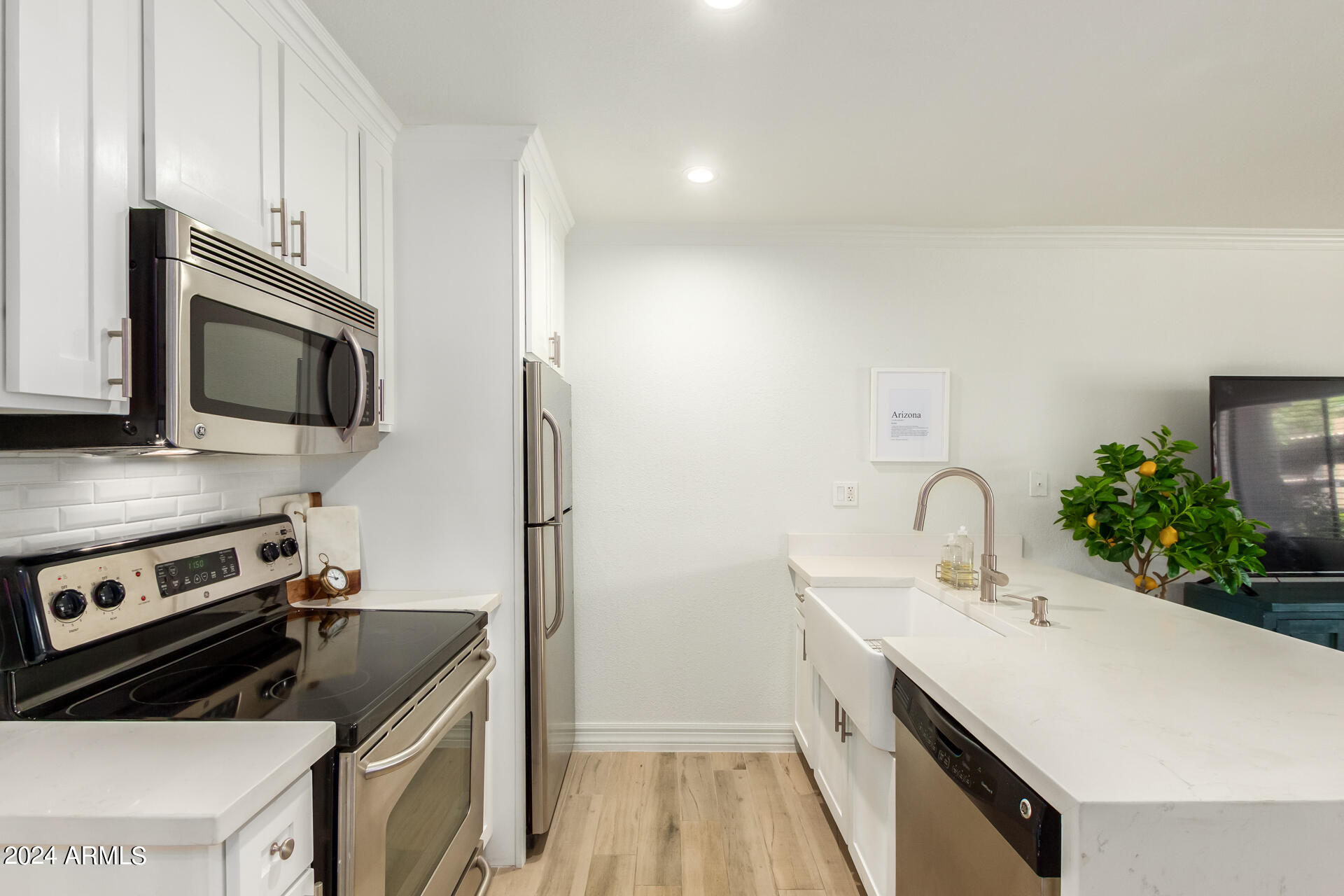 5995 N 78TH Street, 1074