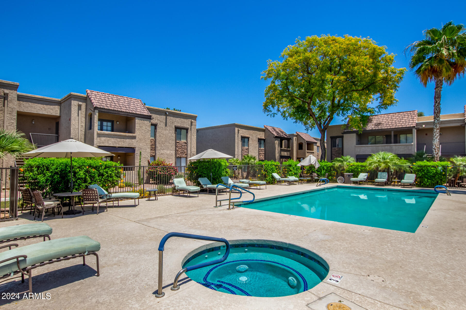 5995 N 78TH Street, 1074