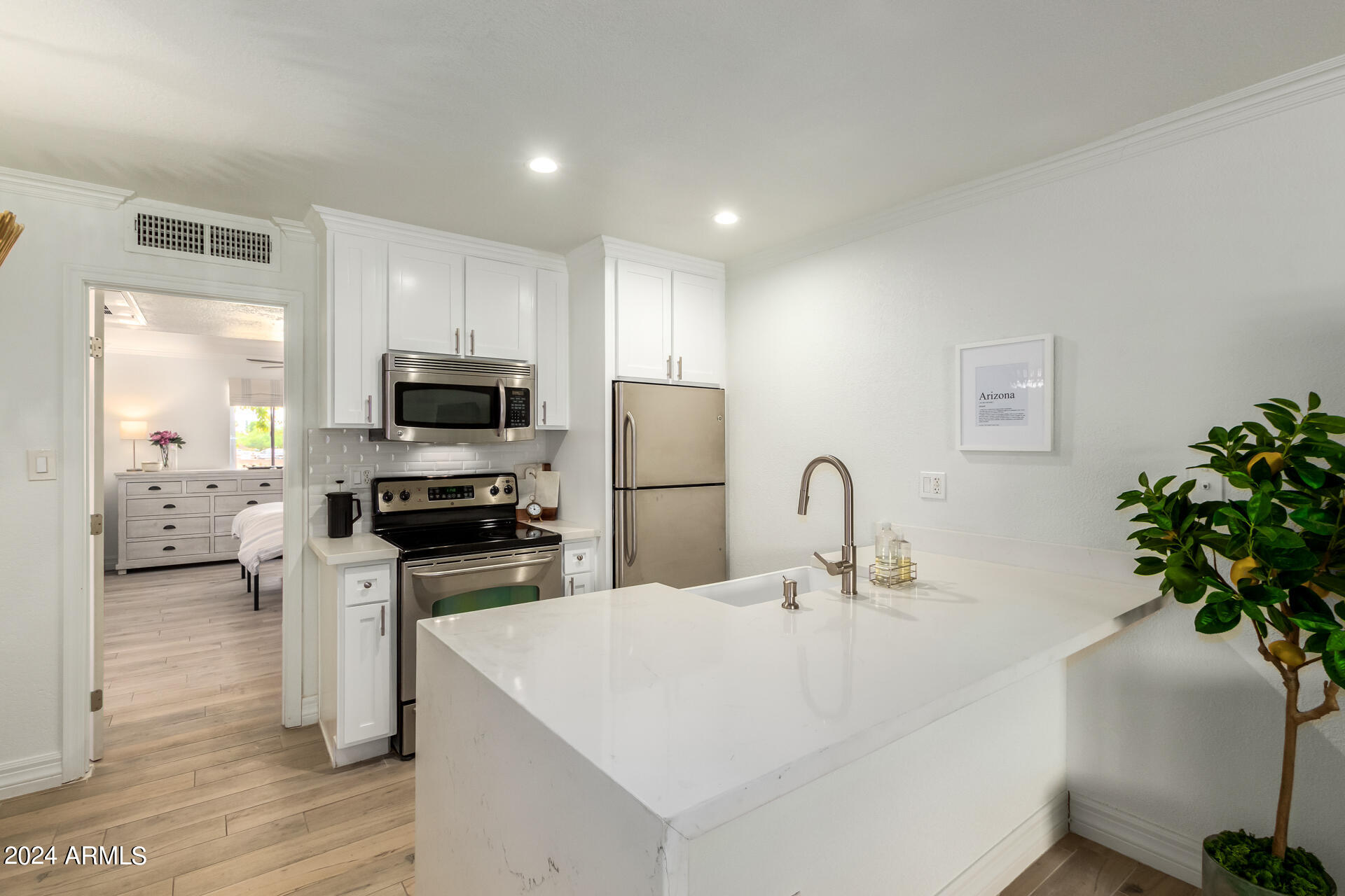 5995 N 78TH Street, 1074