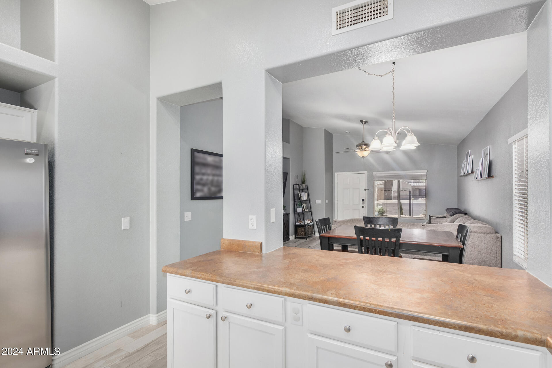 3909 W HACKAMORE Drive