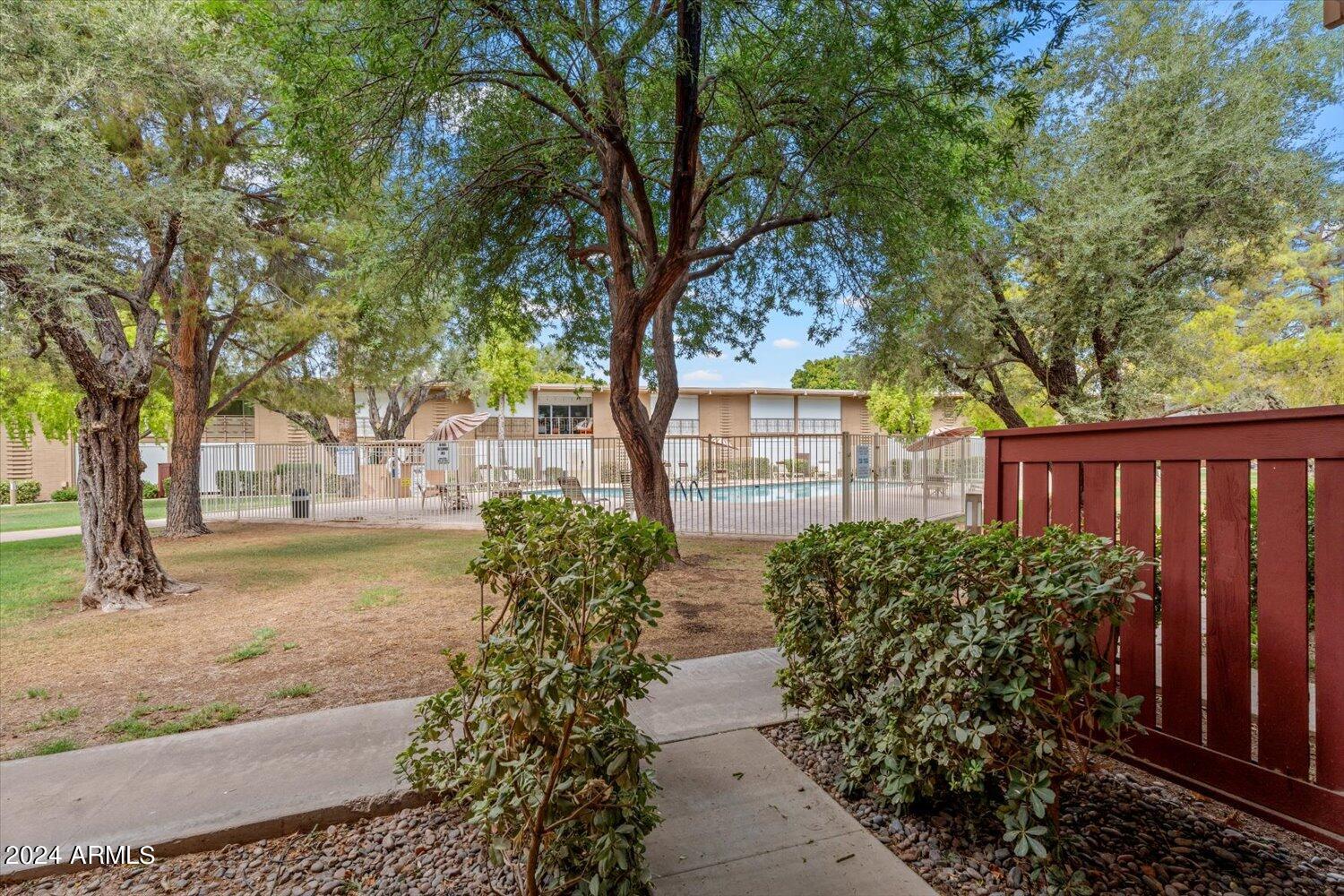 6125 E INDIAN SCHOOL Road, 191