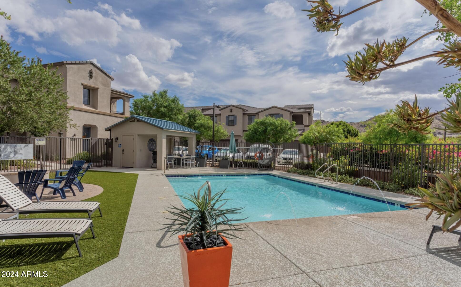 3900 E BASELINE Road 126