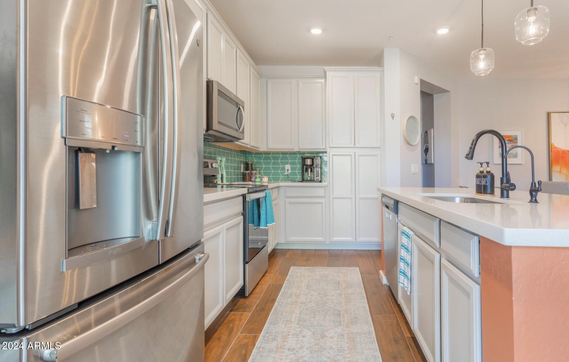 3900 E BASELINE Road 126