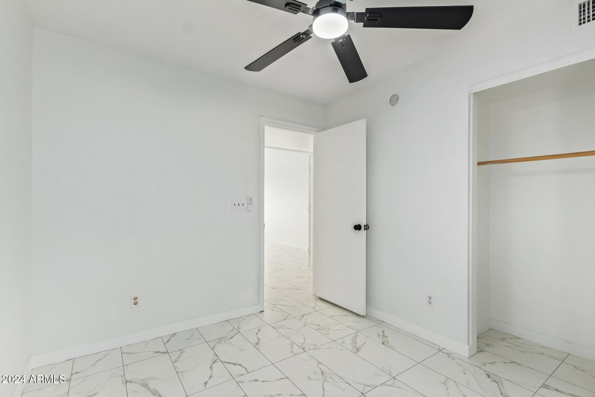 3223 E TOPEKA Drive