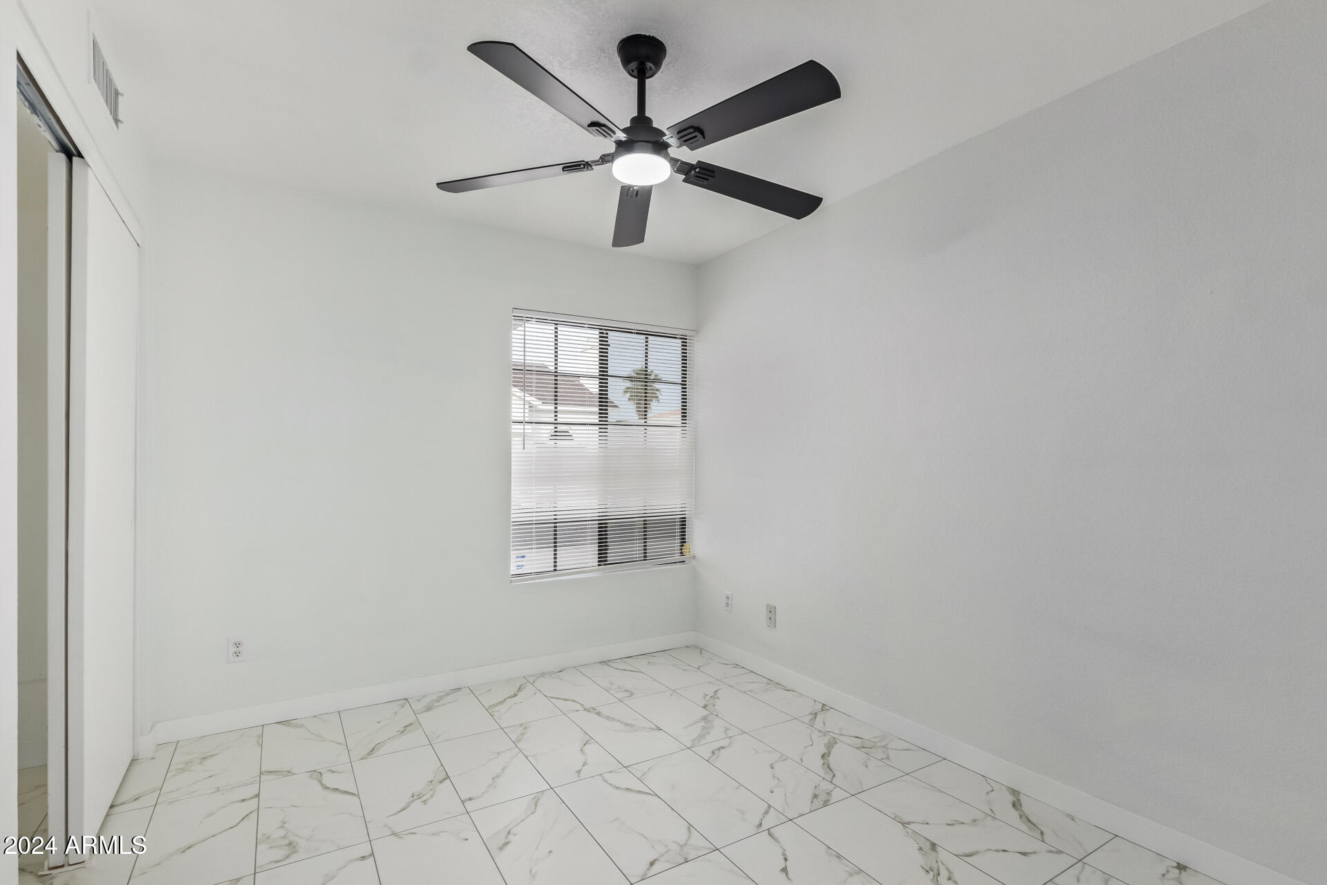 3223 E TOPEKA Drive