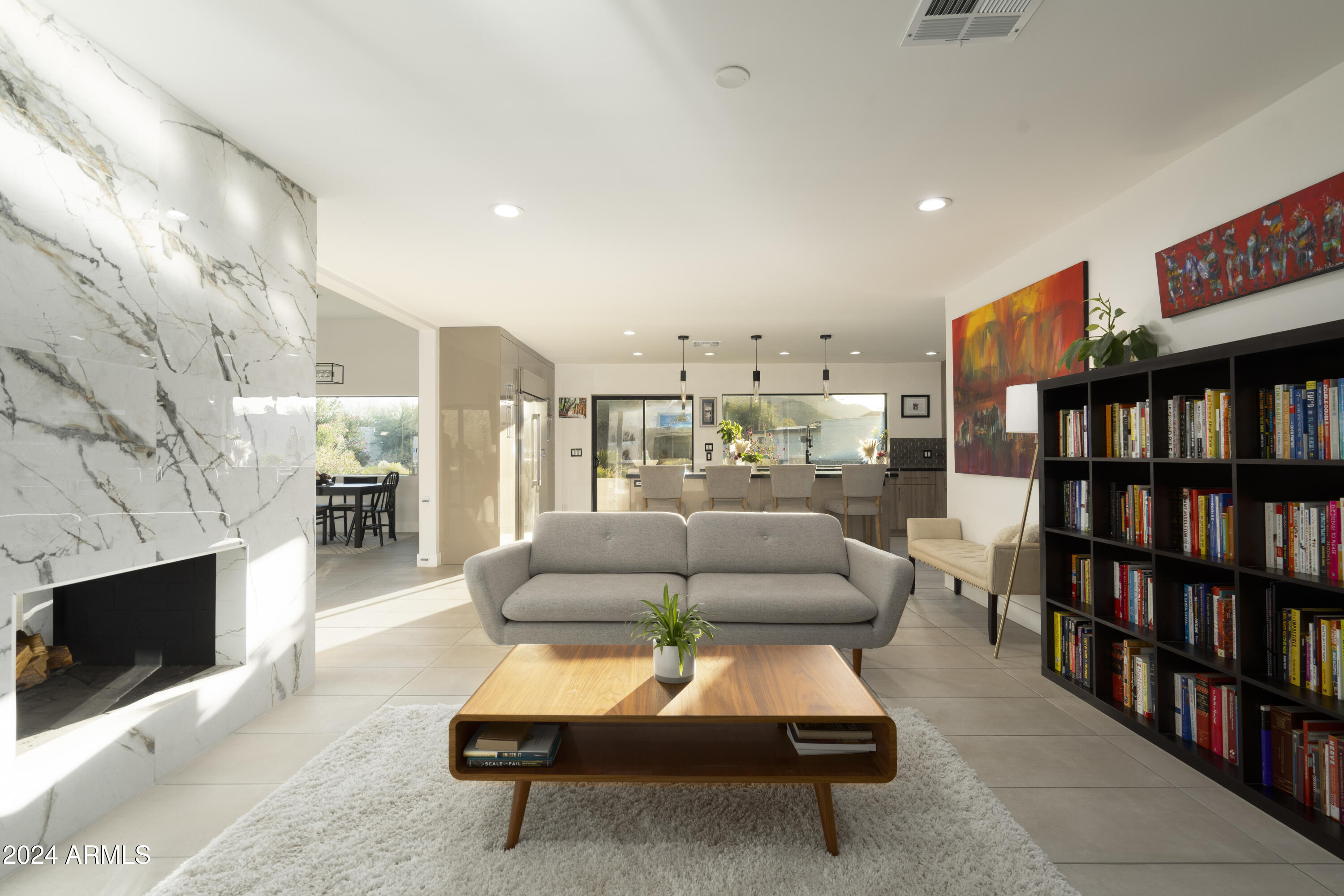 9919 N 47TH Place