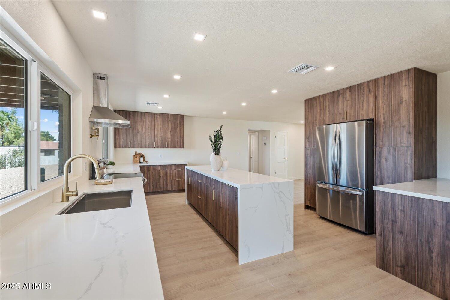 15244 N 7TH Place