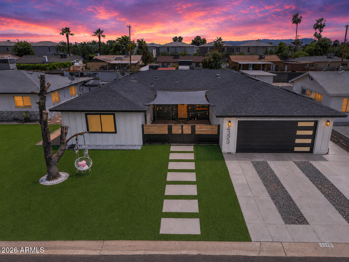 4329 E HUBBELL Street