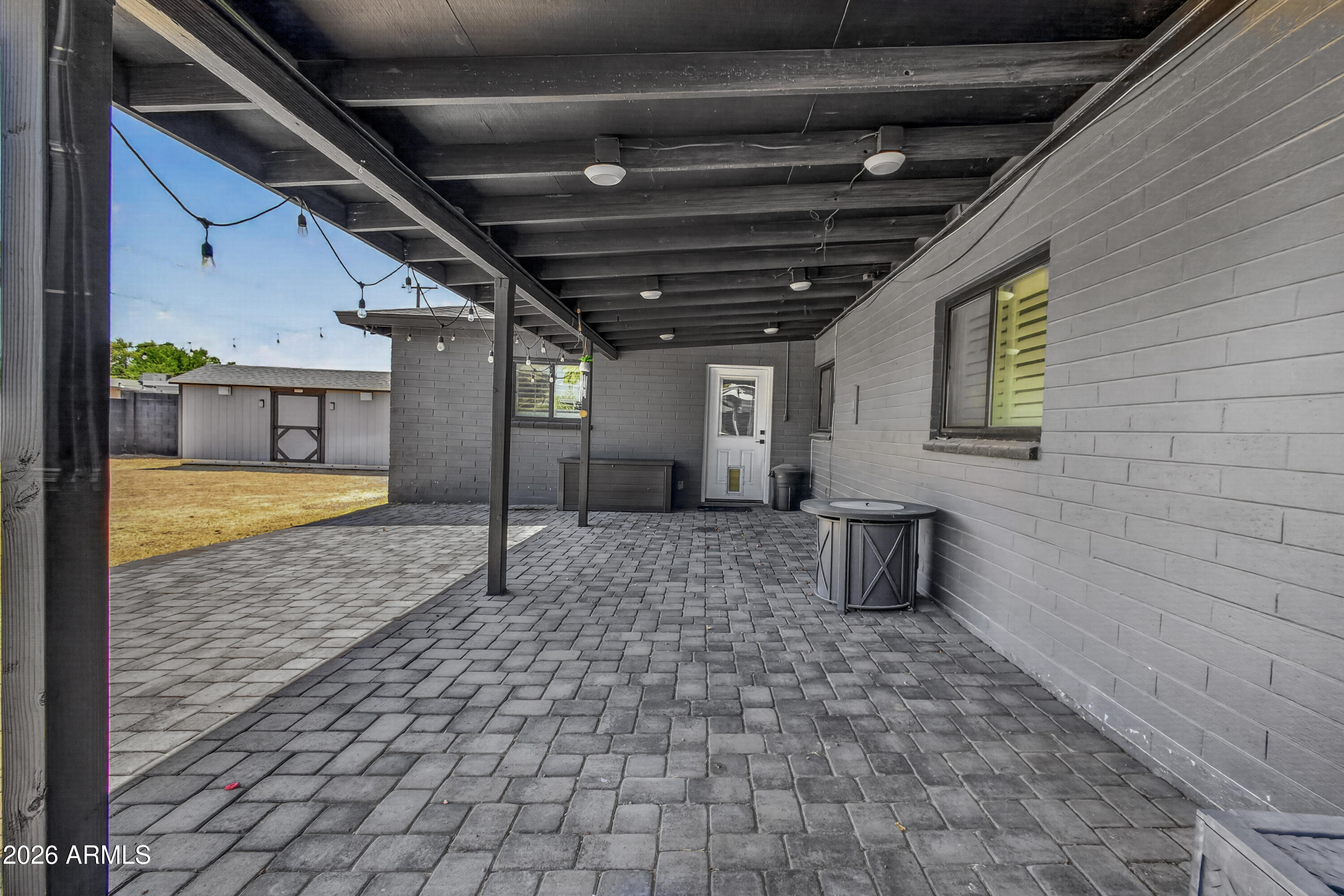 4329 E HUBBELL Street
