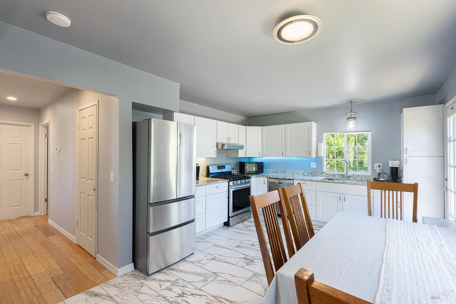 1538 Surrey Dr