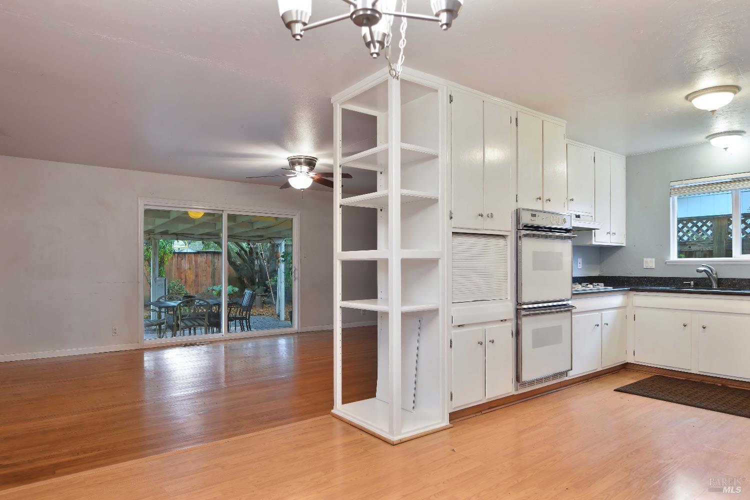 1614 Glenbrook Drive