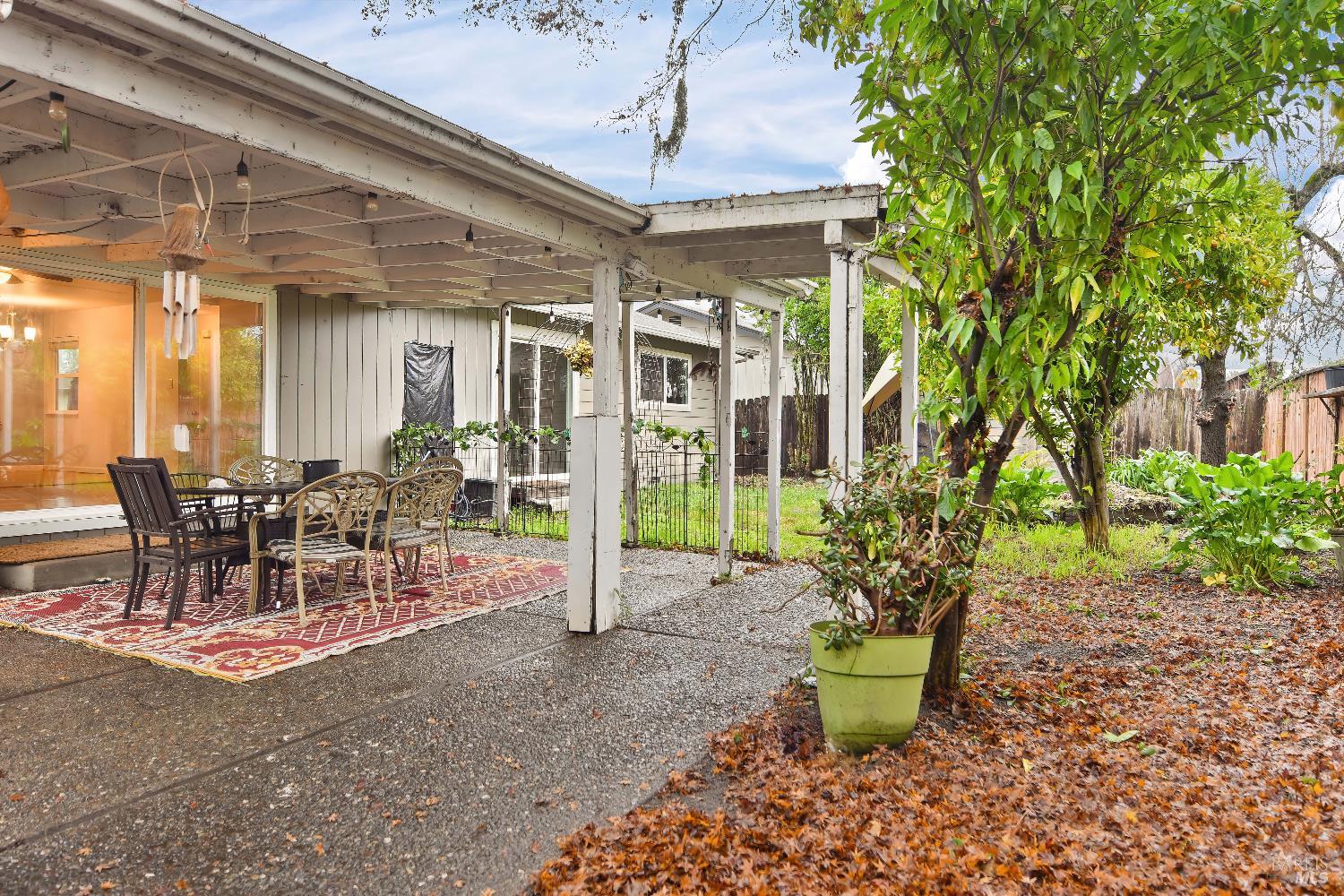 1614 Glenbrook Drive