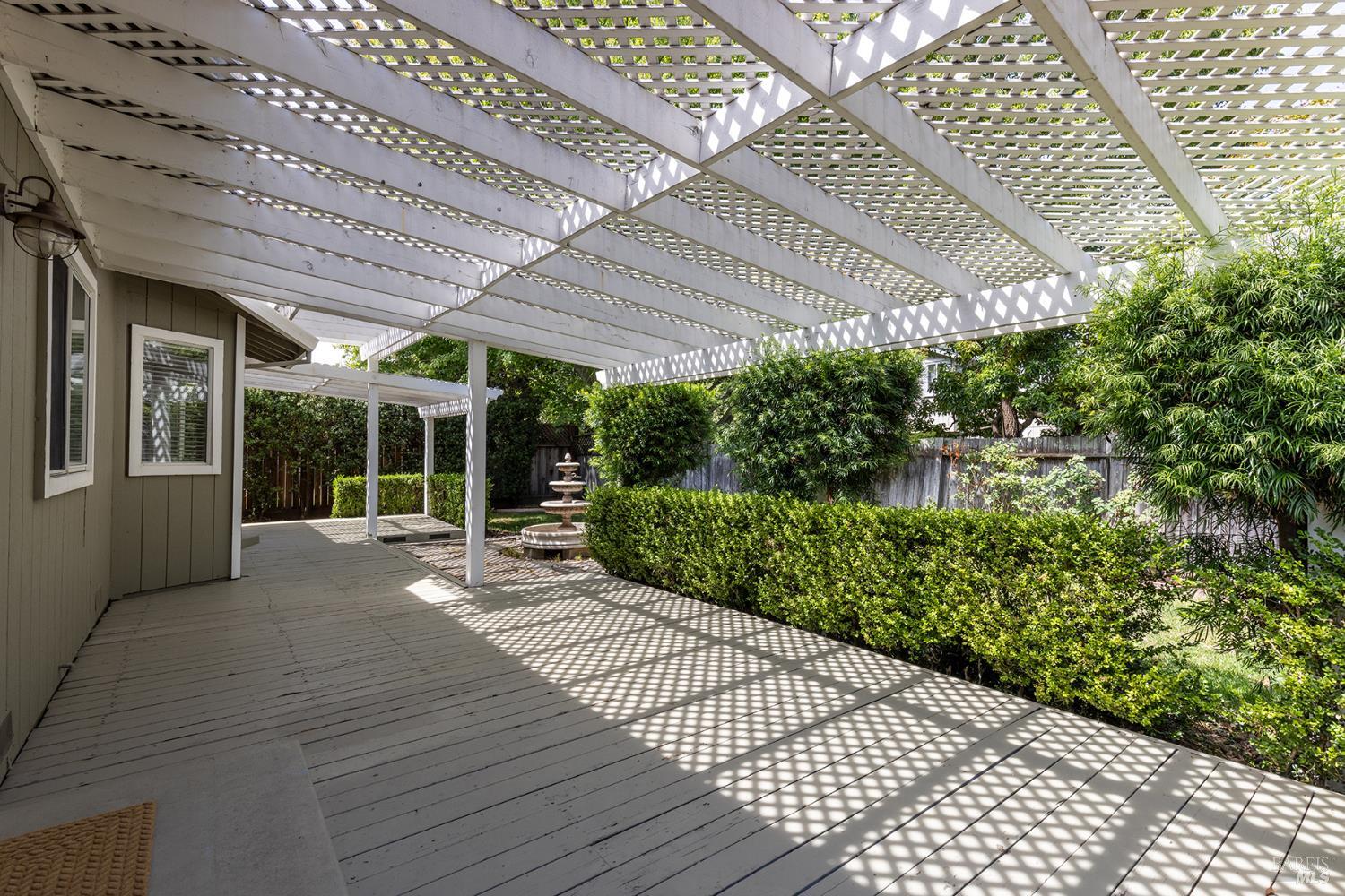 1029 Hampshire Lane