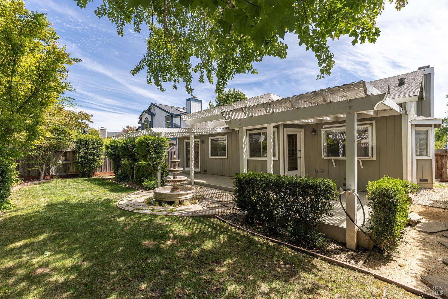 1029 Hampshire Lane