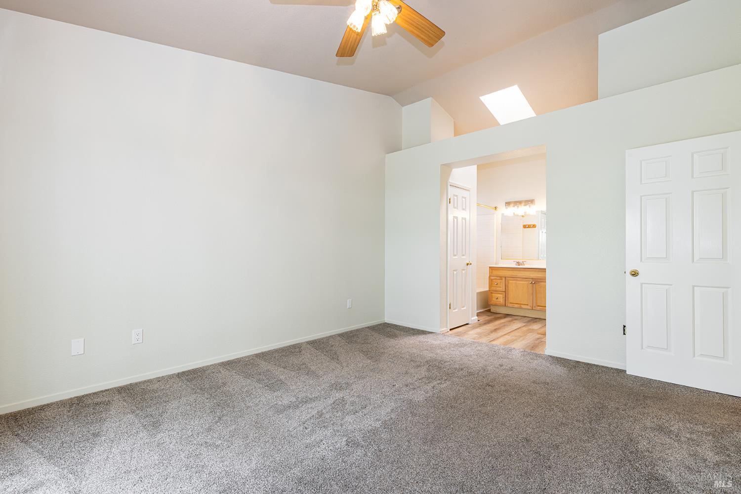 1029 Hampshire Lane