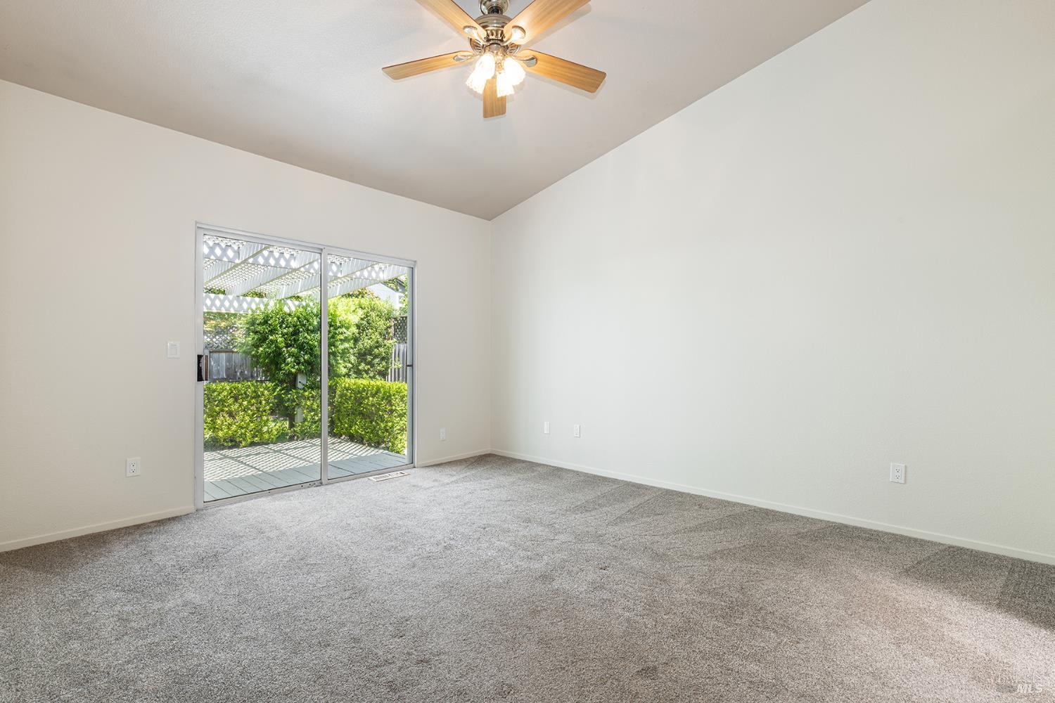 1029 Hampshire Lane