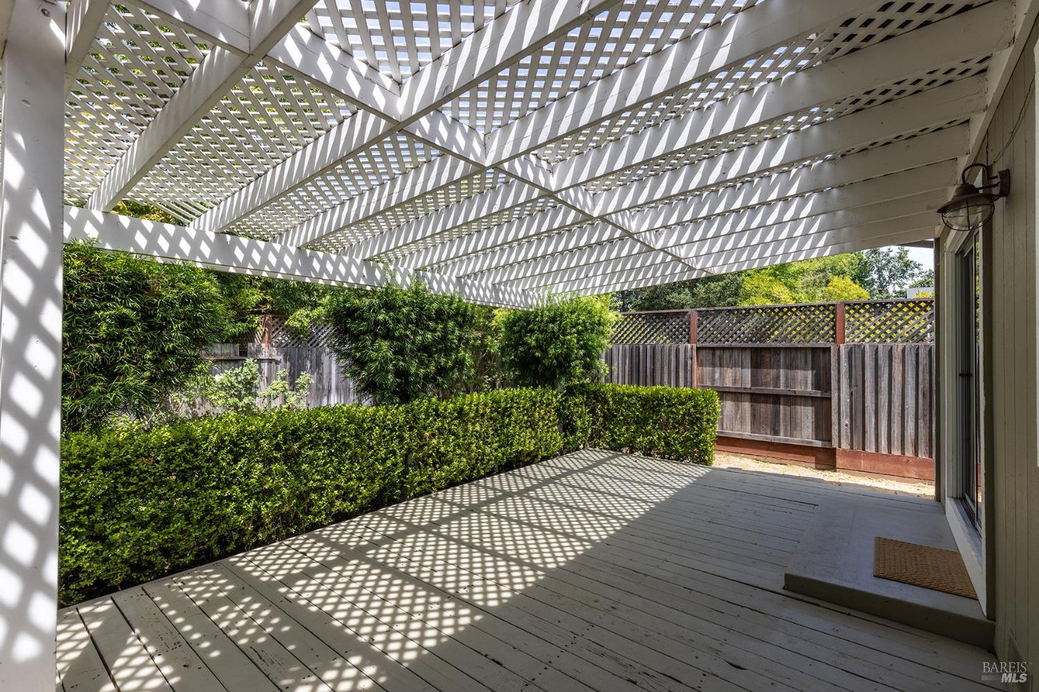 1029 Hampshire Lane