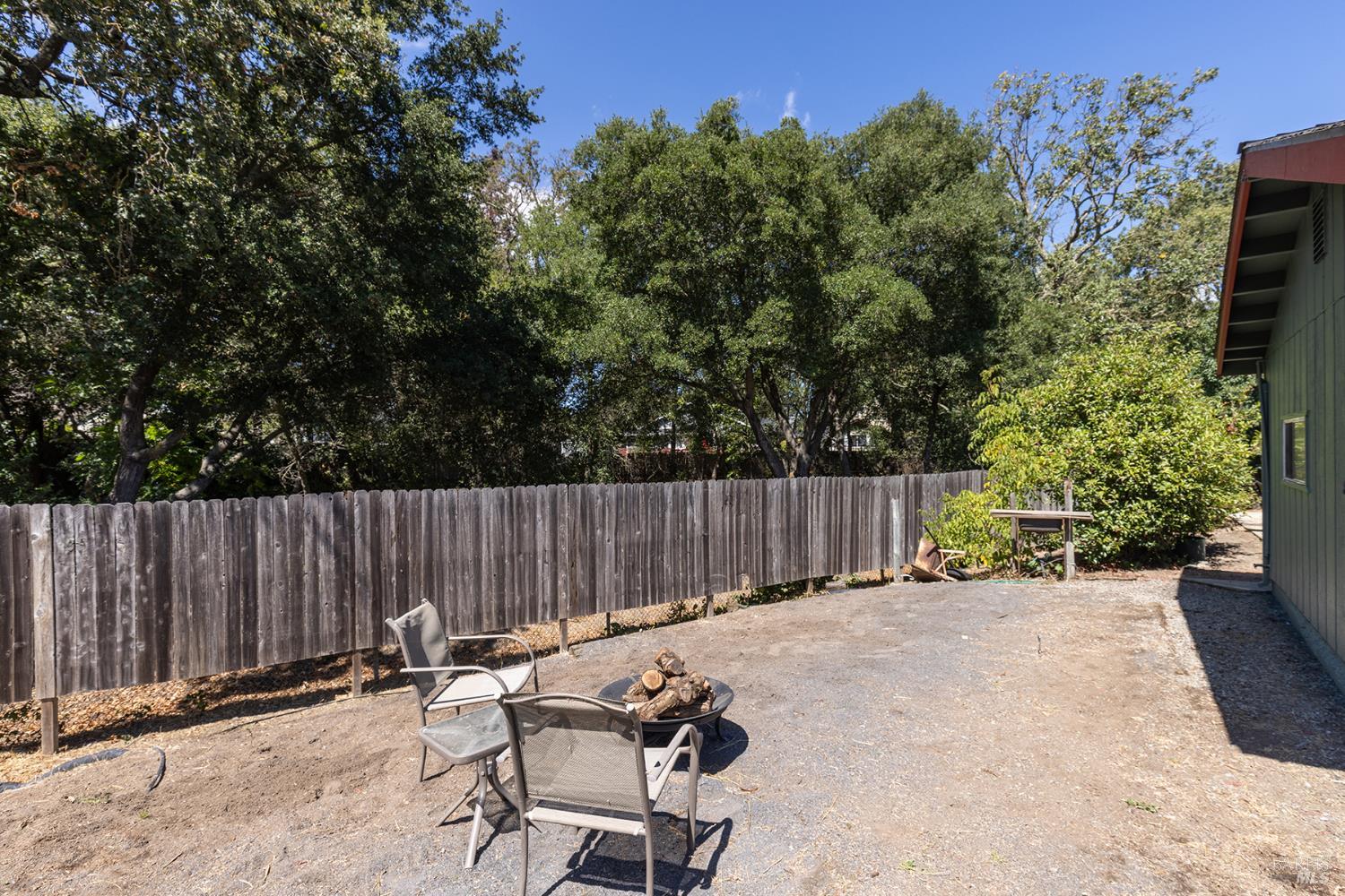 2827 Marlow Road