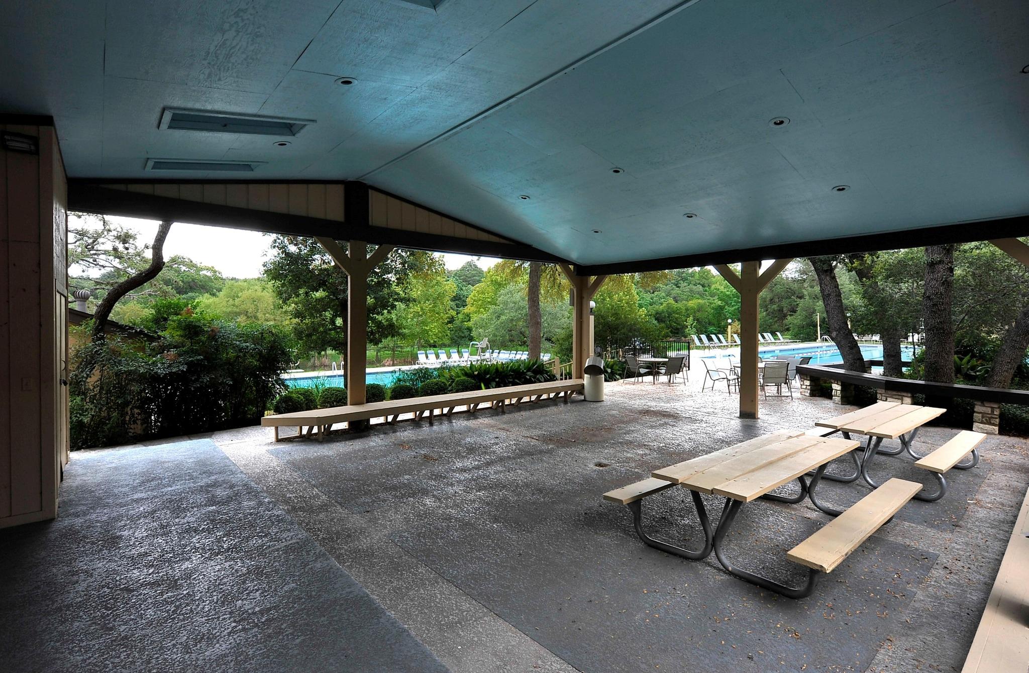 5905 Republic Of Texas BLVD