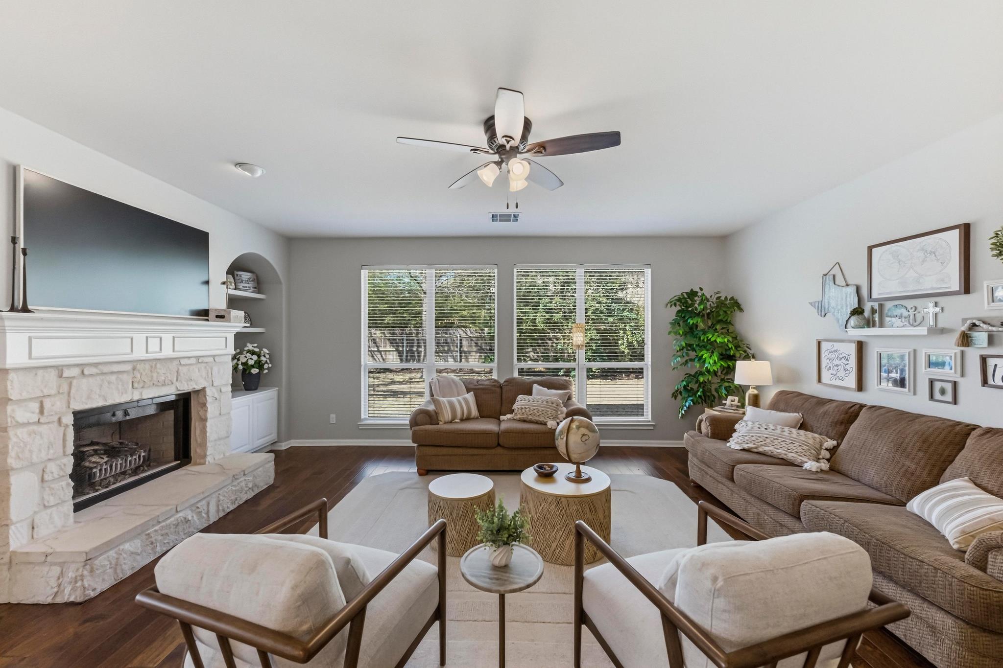 5905 Republic Of Texas BLVD