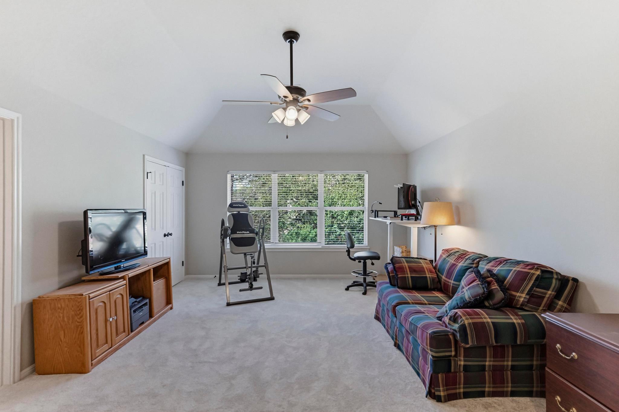 5905 Republic Of Texas BLVD