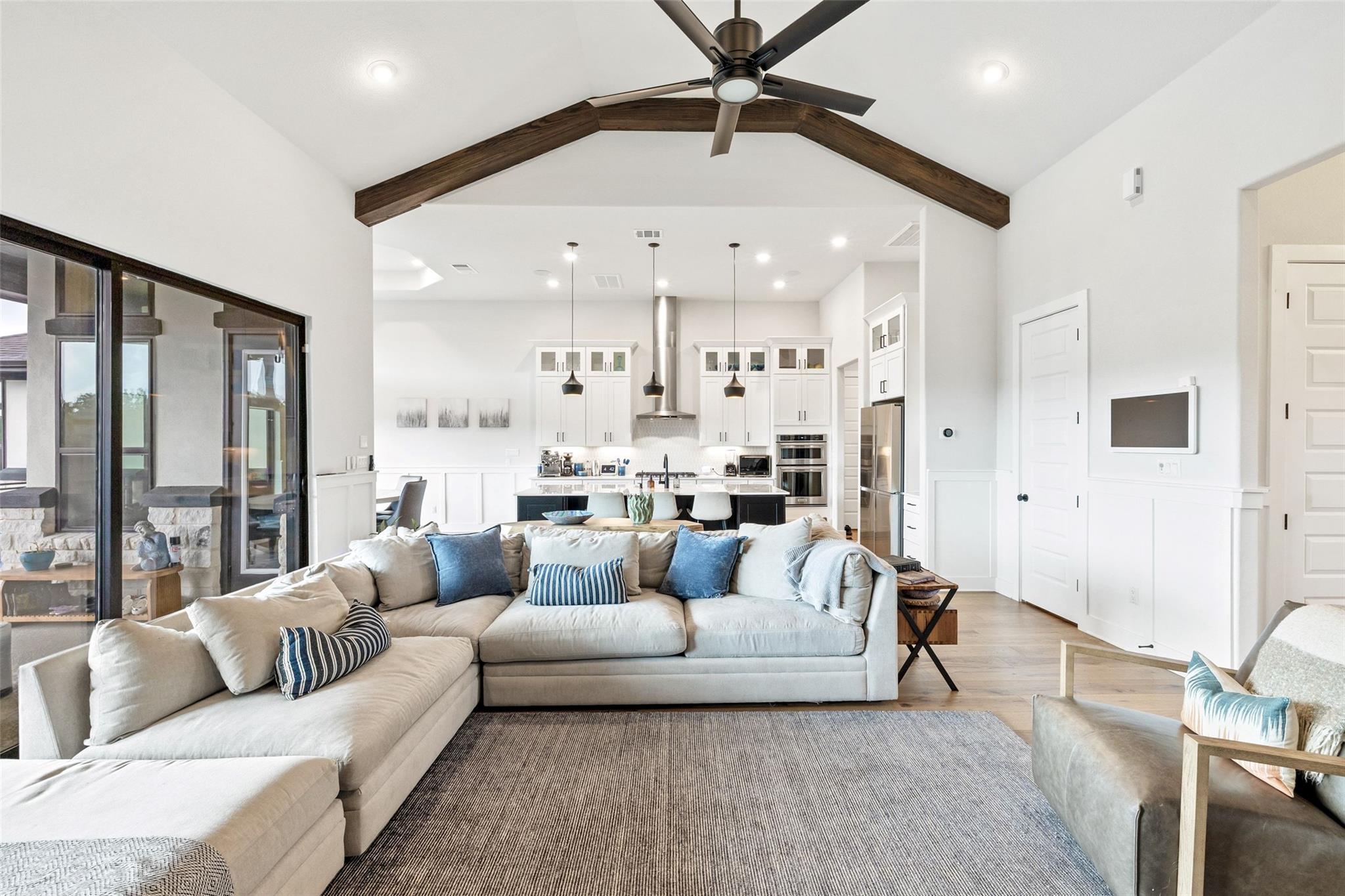 1293 Gato Del Sol Ave
