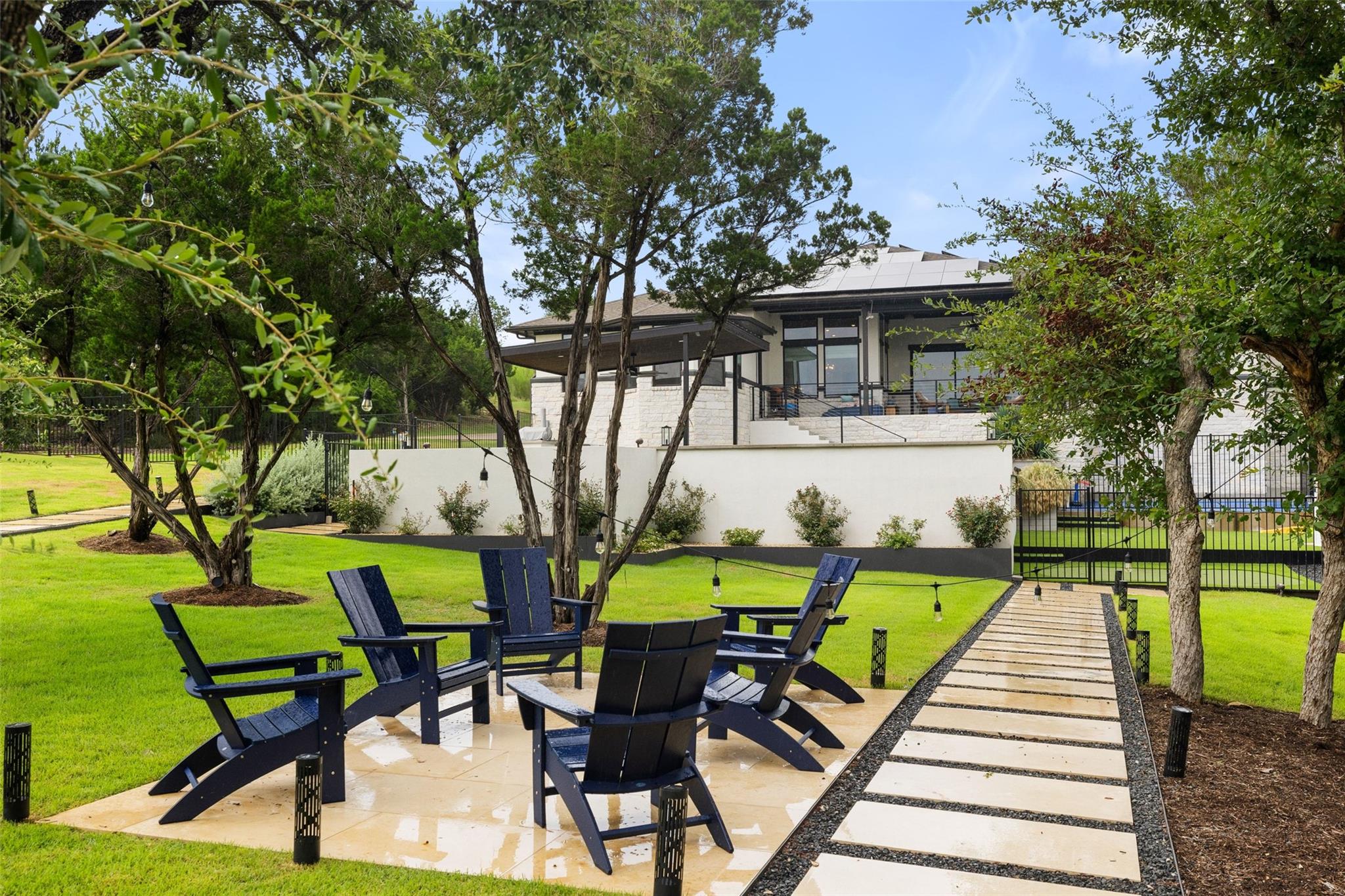 1293 Gato Del Sol Ave