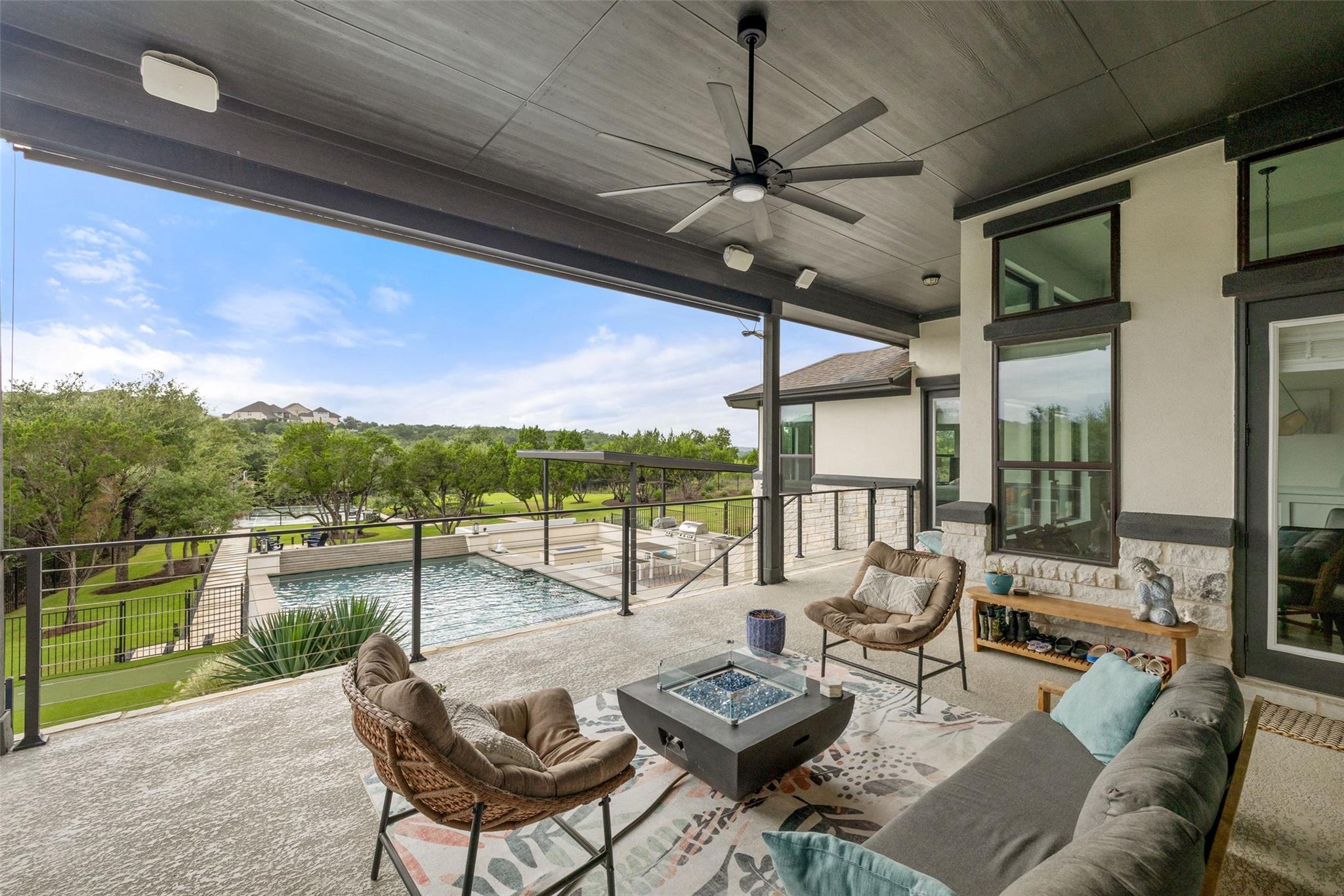 1293 Gato Del Sol Ave