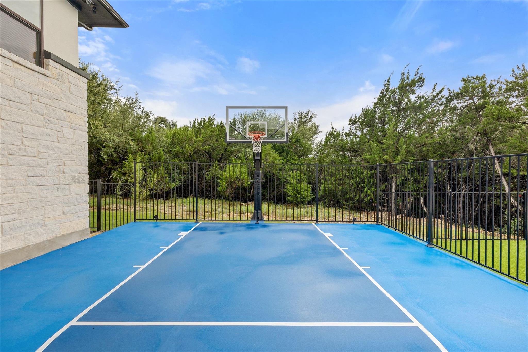 1293 Gato Del Sol Ave