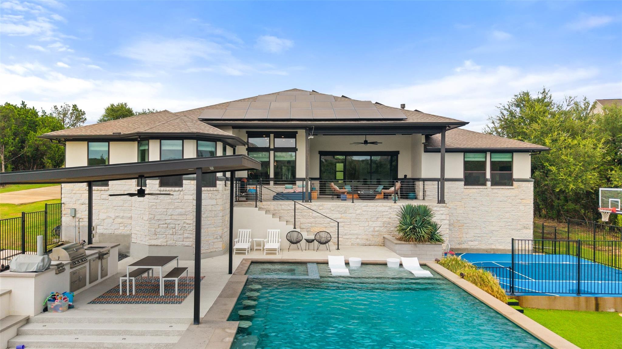 1293 Gato Del Sol Ave