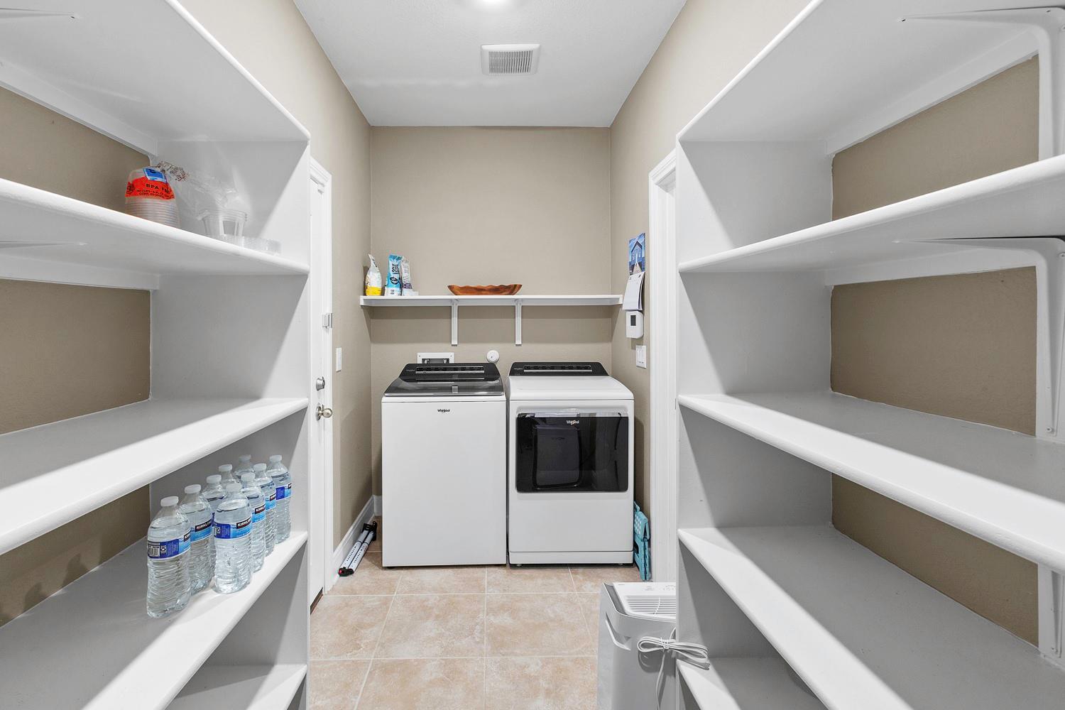 6200 Albany Sleigh DR