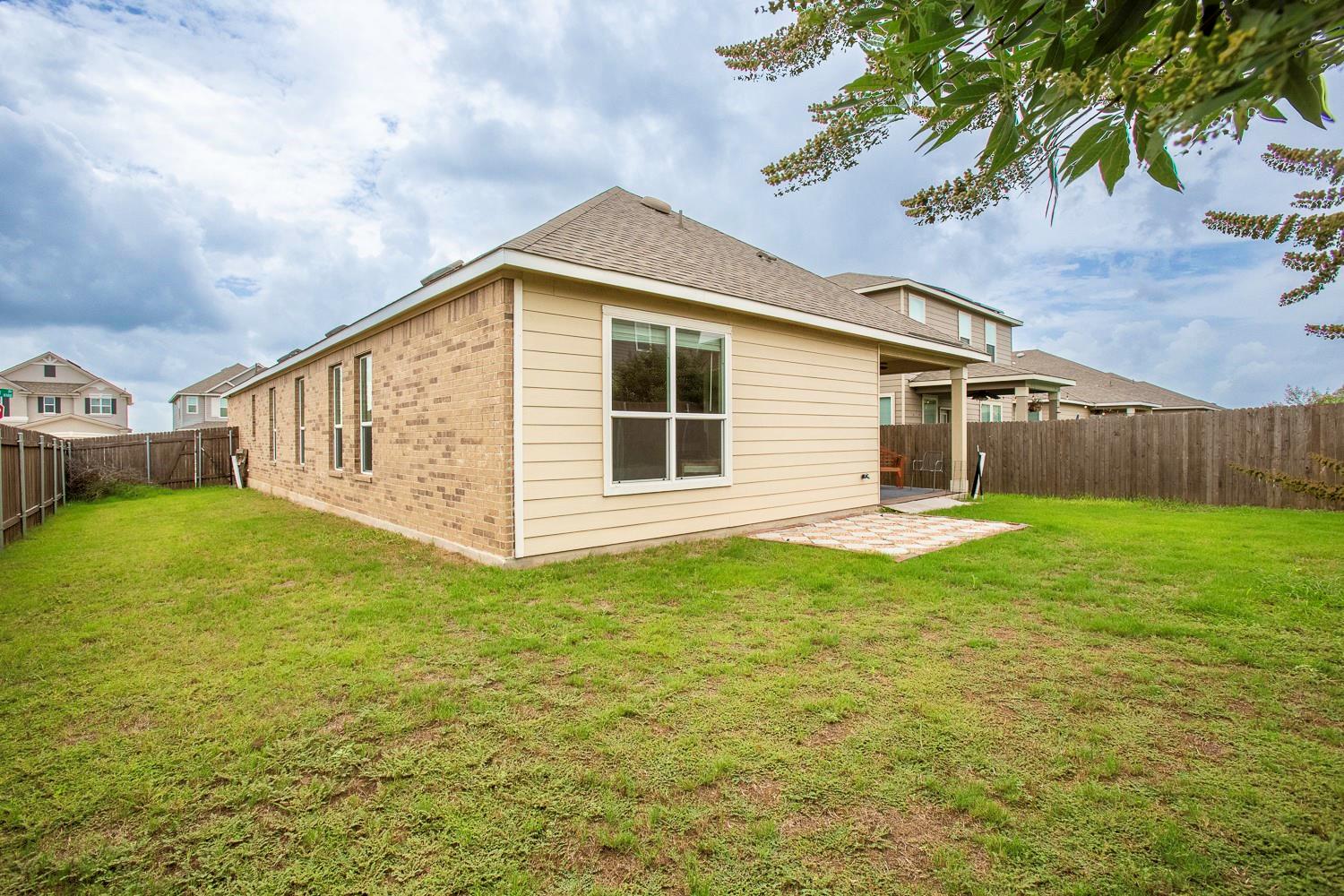 6200 Albany Sleigh DR
