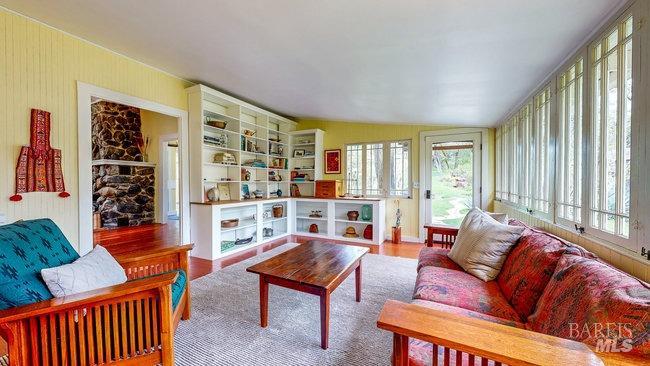 8100 Sonoma Mountain Rd