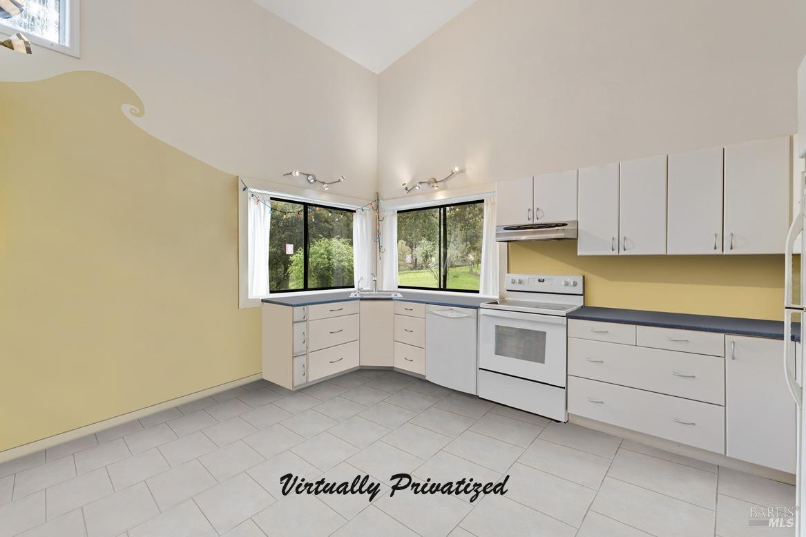 8100 Sonoma Mountain Rd