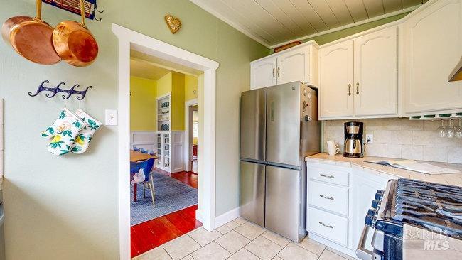 8100 Sonoma Mountain Rd