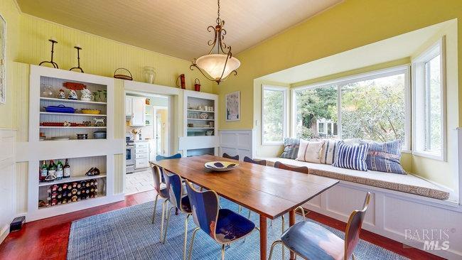 8100 Sonoma Mountain Rd