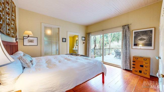 8100 Sonoma Mountain Rd