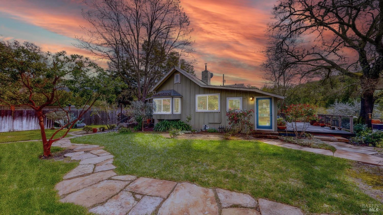 8100 Sonoma Mountain Rd