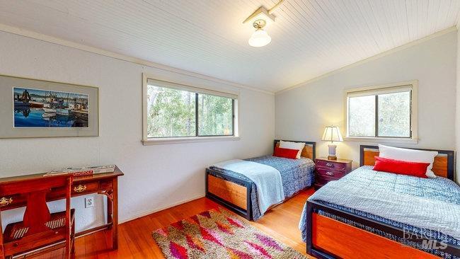 8100 Sonoma Mountain Rd