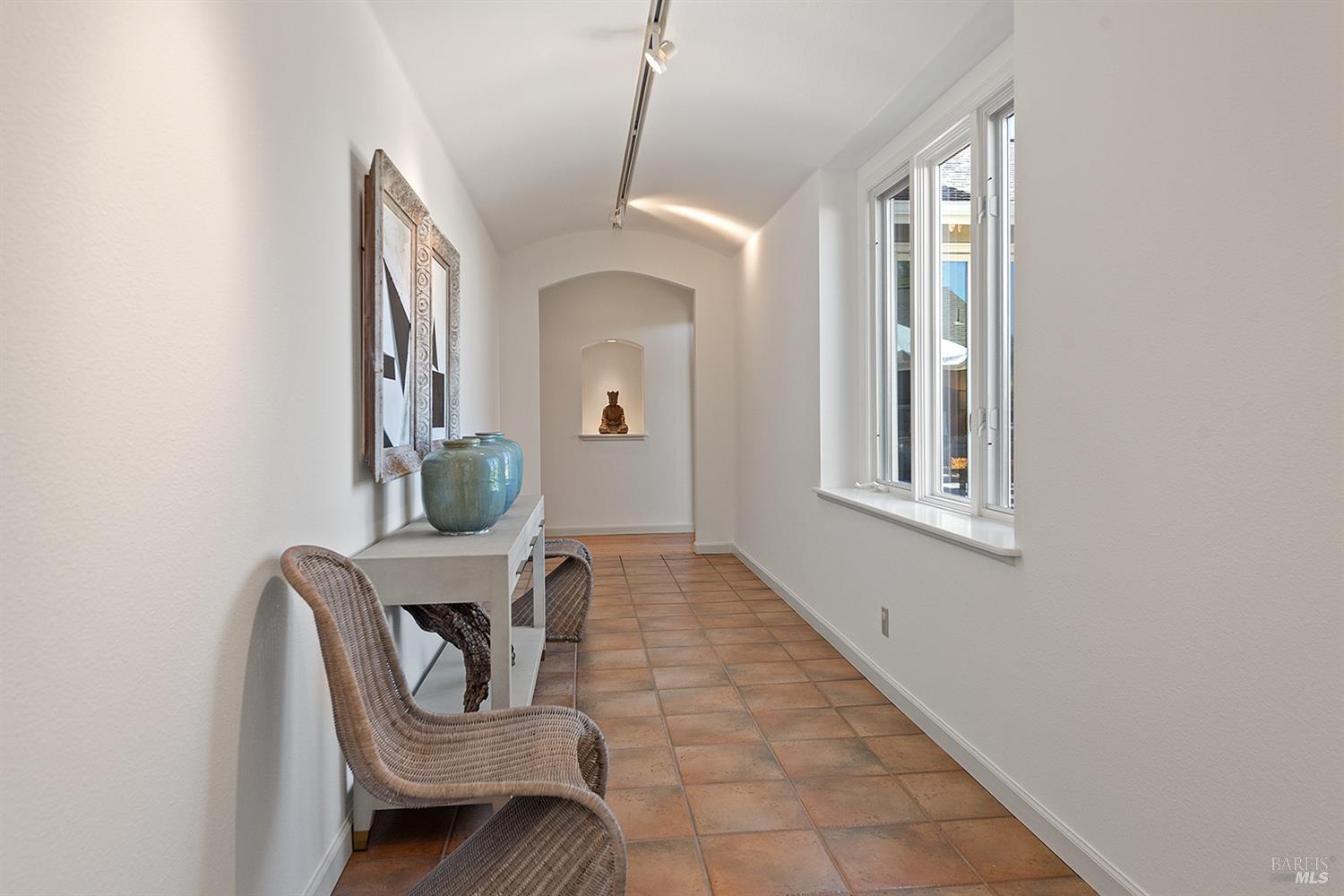 647 Lytton Station Rd