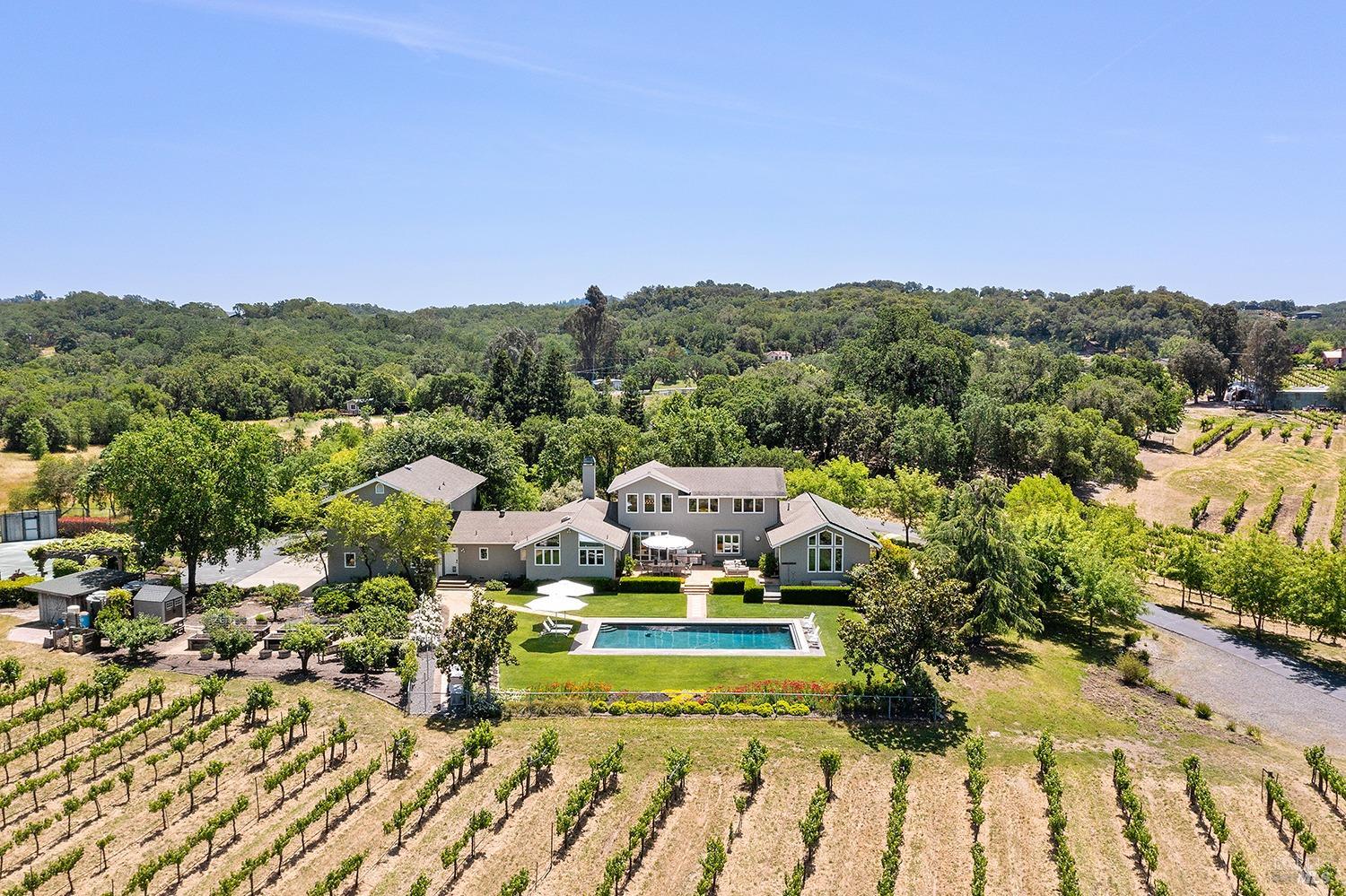 647 Lytton Station Rd Healdsburg Ca 95448 324036691