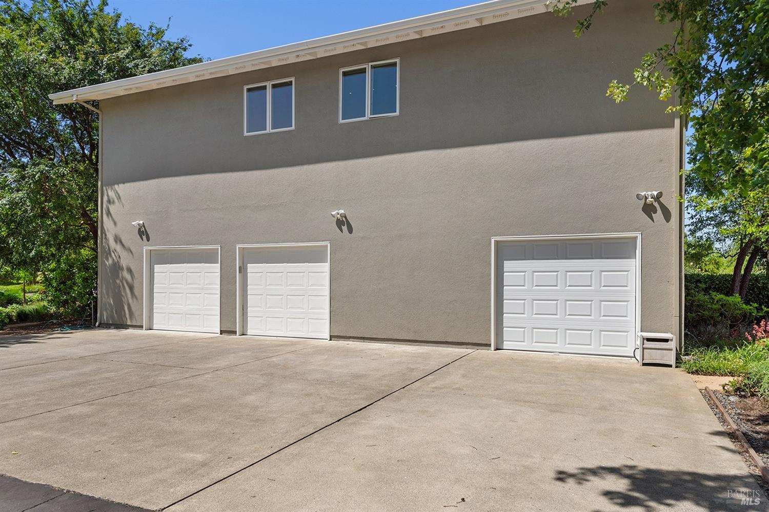 647 Lytton Station Rd