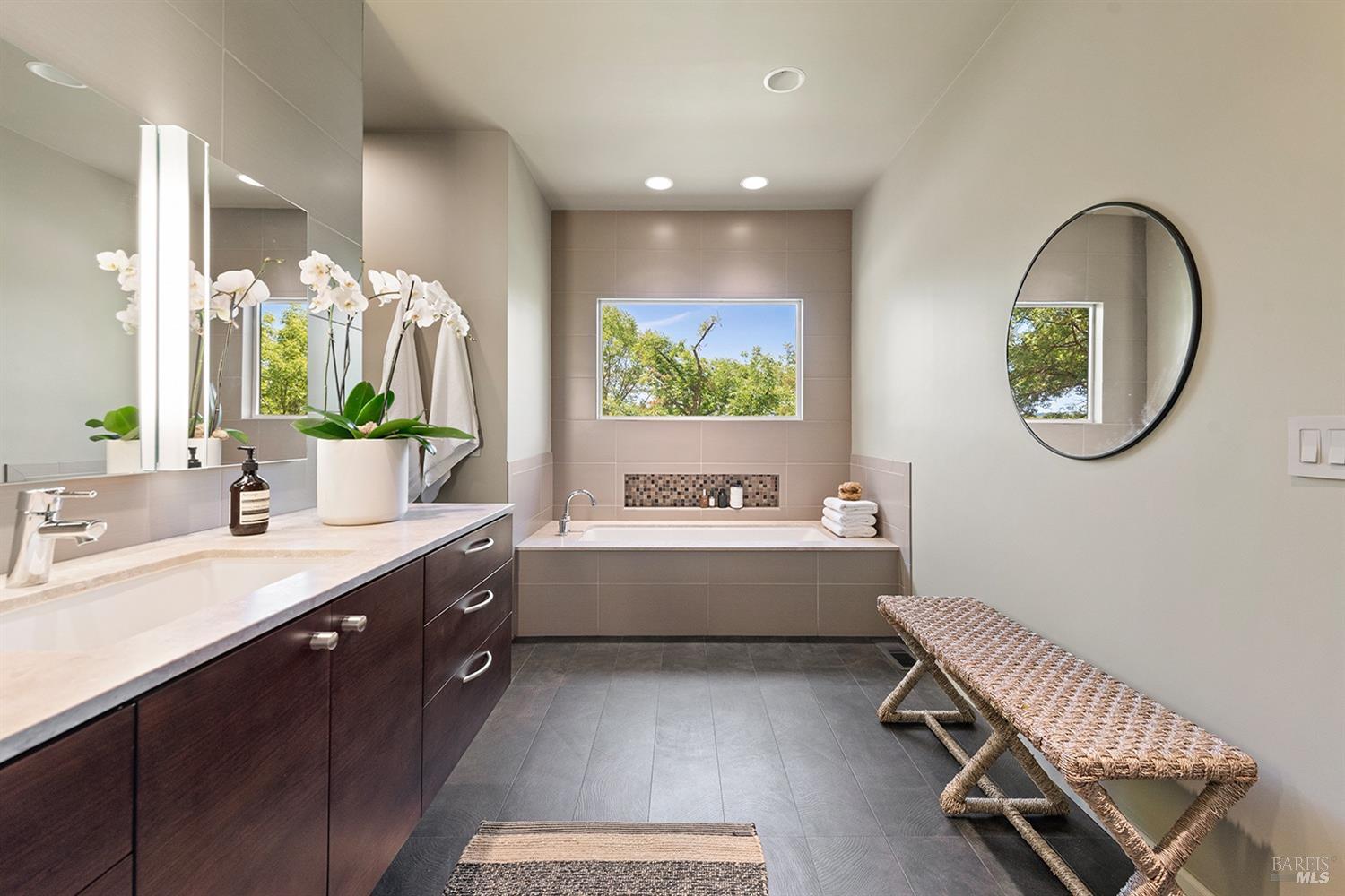 647 Lytton Station Rd