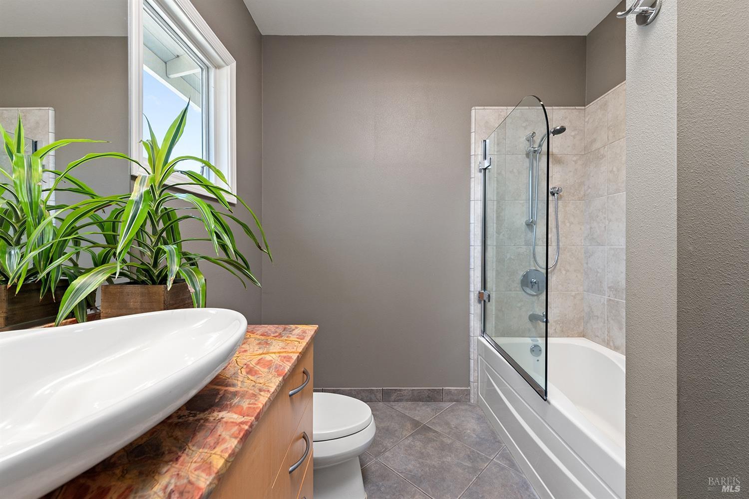 647 Lytton Station Rd