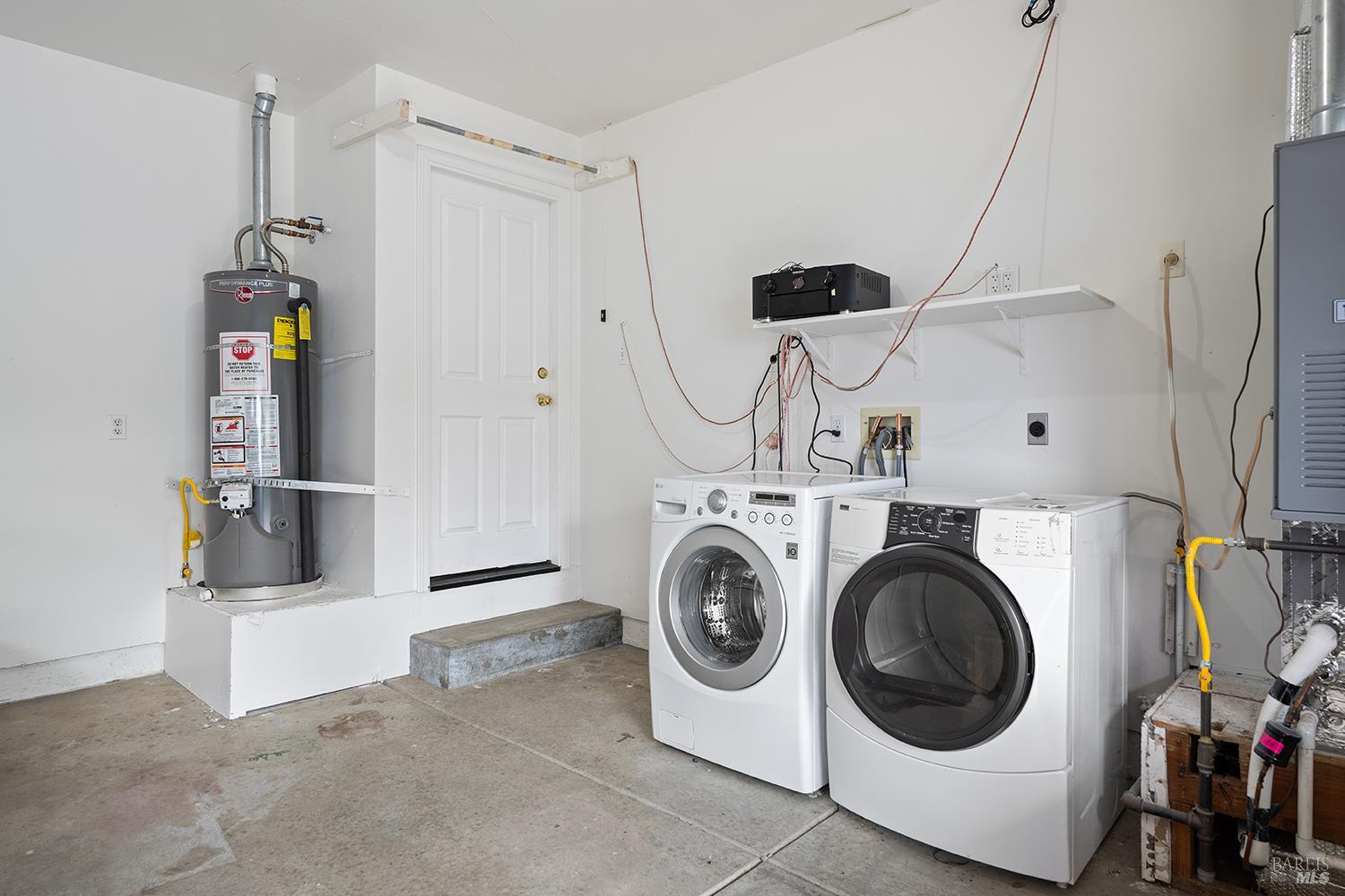 431-433 University St